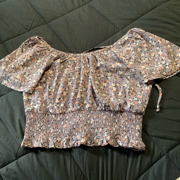 Flower top - Picture 2 of 3